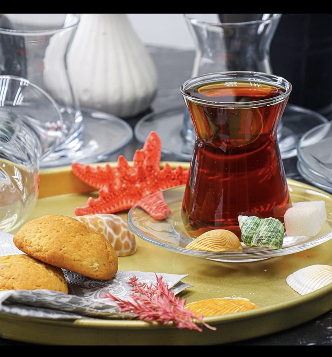 استکان و نعلبکی پاشاباغچه طرح ایرم کد 96354